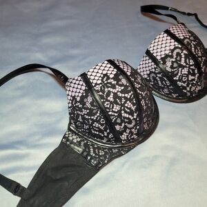 Victoria's Secret Balconet Very Sexy Bra 34D Black Lavender Purple Lace Fishnet